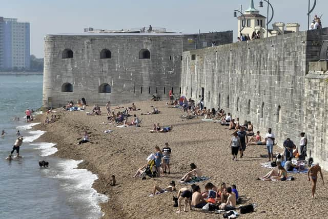 The weather is set to be hot for the bank holiday weekend. Picture: Neil Marshall (171119-1)