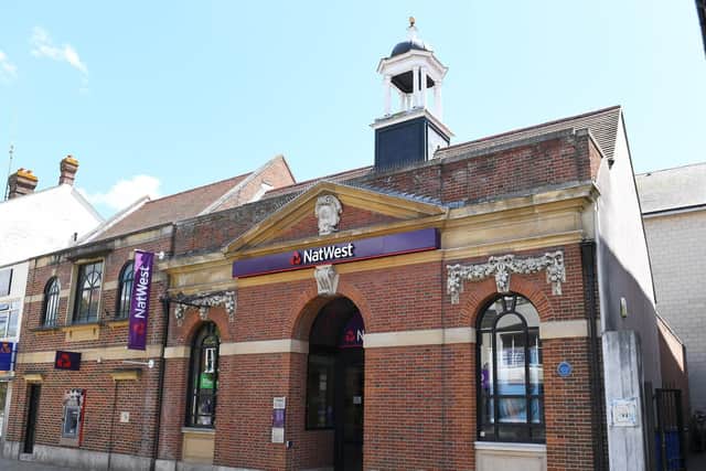 Nat West Bank in West Street, Fareham
Picture: Malcolm Wells (190606-2012)
