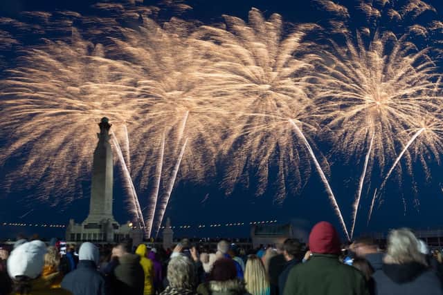 Fireworks over the war memorial
(080619-280)