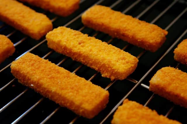 Empty packets of fish fingers have been found in the Newmans' freezer...but who is to blame?