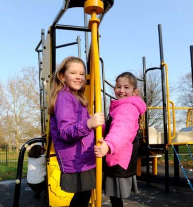 Isabelle Eglon, nine, left, and Niamh Roseveare, seven Picture: Sarah Standing (160109-8932)