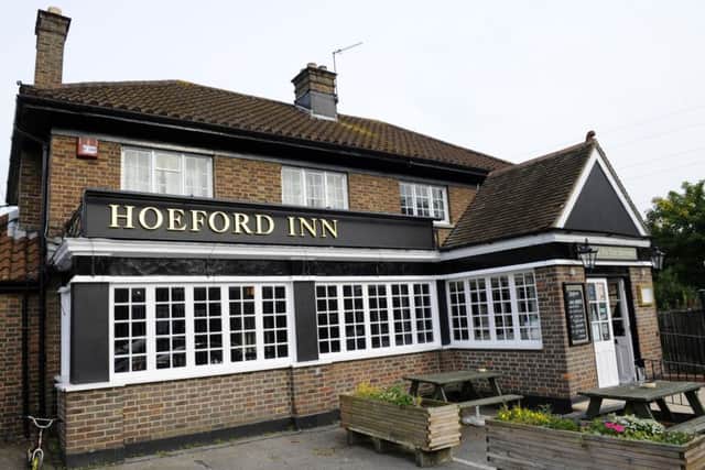 RESTAURANT PUB HOEFORD INN                (CG)           MRW            4/10/2015The Hoeford Inn at 250 Gosport Rd, Fareham PO16 0SXPicture by:  Malcolm Wells (151004-6287)Professional Photographer Mobile: 07802 217 569E: malcolmrichardwells@gmail.com PPP-150810-212656006