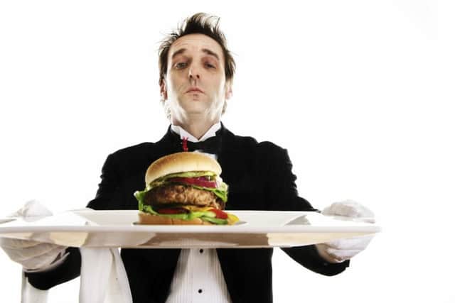 Steves biggest bugbear is waiters that dont write down orders. How will they remember everything?