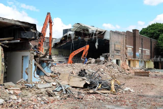 28/5/10
The demolition of the Victoria Swimming Centre, Portsmouth have now started
Picture: Paul Jacobs (101673-1)