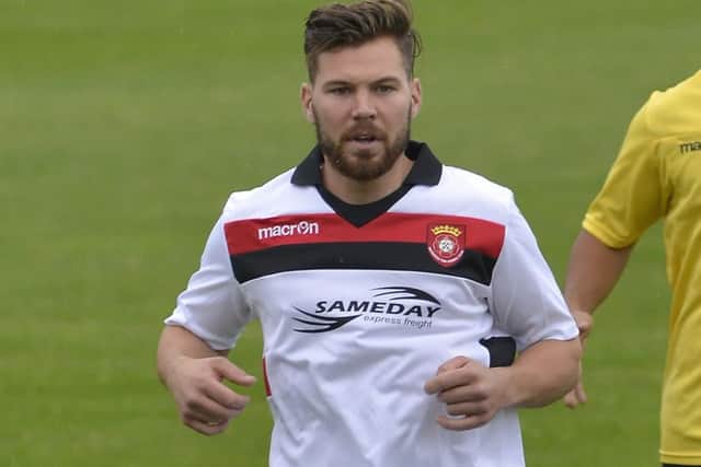 Petersfield Town striker Howard Neighbour    Picture: Neil Marshall
