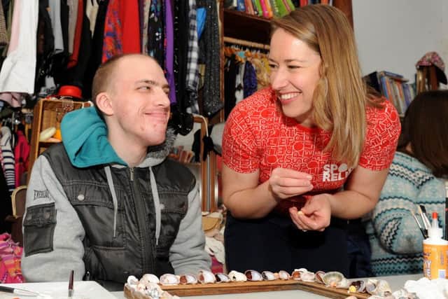 Lizzy Yarnold joins an arts and crafts session with Jade Vick, 25