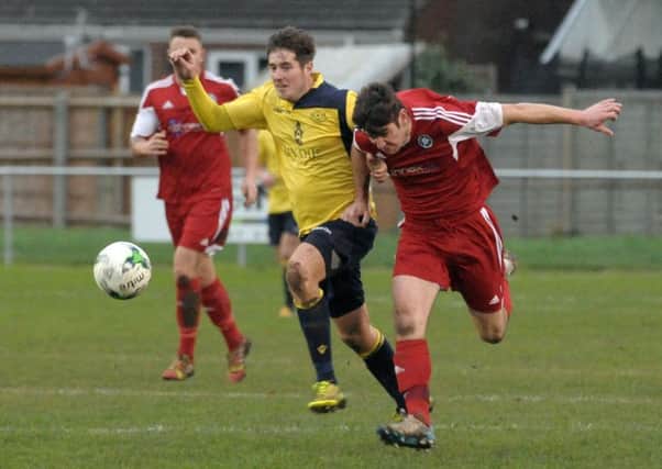 Dan Gauntlett, centre Picture: Mick Young