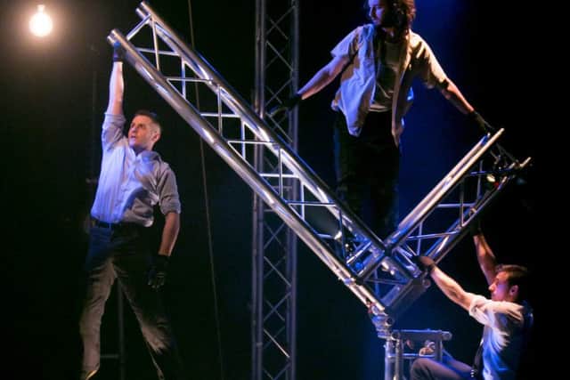 ZOIELOGIC DANCE IN 'Safe'