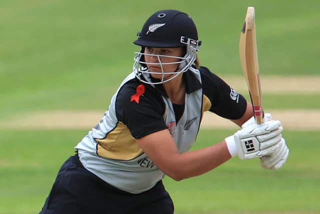 New Zealand captain Suzie Bates has signed for the Southern Vipers