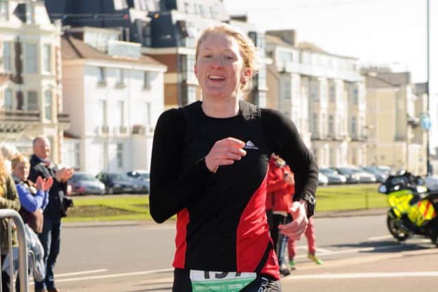 Hayley King finishes the duathlon. Picture: Allan Hutchings (160410-932)