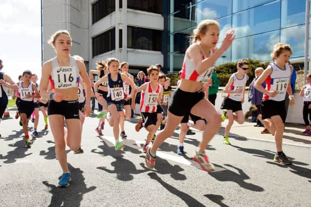 The start of the road relays at Lakeside. Picture: Allan Hutchings (160410-004)