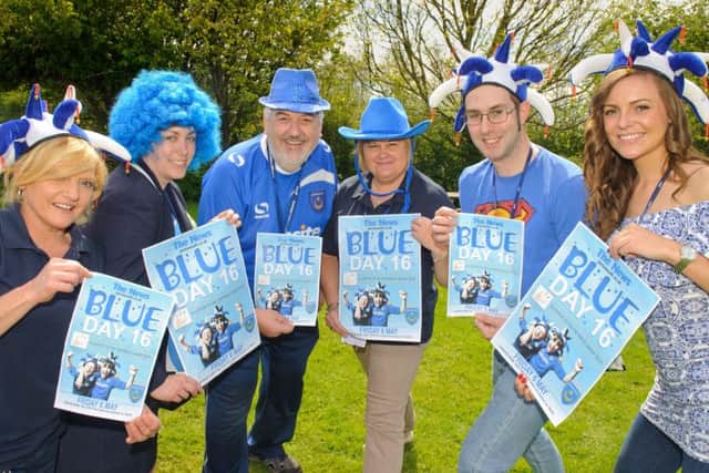 (L-r) Julie Brooks, Terri Corke, Phil Beal, Debbie Lewington, Ollie Knight and Emma Lamkin from SSE in Havant