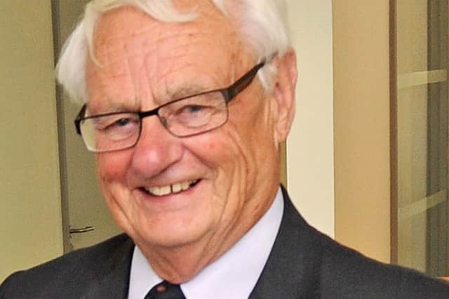 Councillor Peter Edgar
Ian Hargreaves (142526-1) PPP-151118-101727001