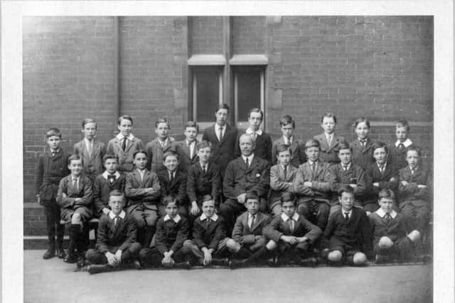 A Portsmouth Grammar School class in 1914, the year the First World War started
