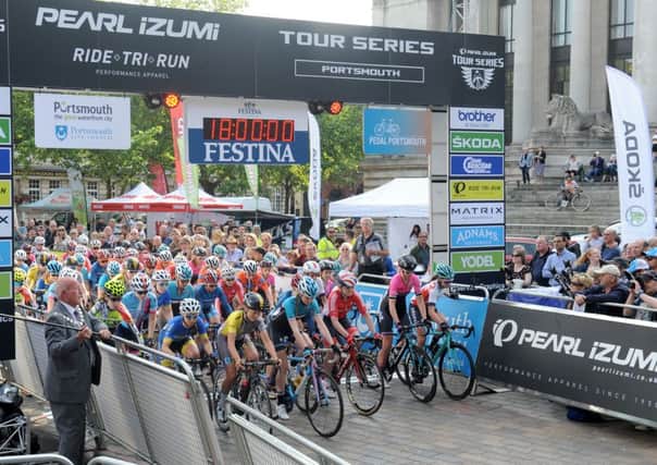 The Matrix Fitness Grand Prix Women's race setting off from Guildhall Square
Picture: Sarah Standing (160816-2671)