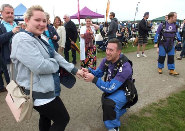 Dan Barker proposing to girlfriend Megan Trinder after doing a skydive