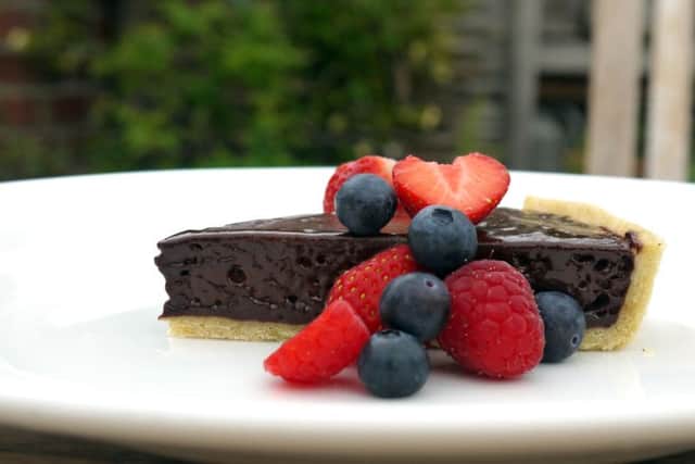 Chocolate tart