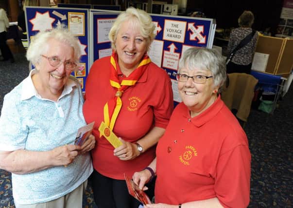 Pat Luckham chats to Rene Seaman and Ann Rust of The Fareham Trefoil Guild Picture: Malcolm Wells (160702-4554)