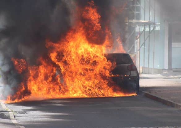 Sean Kennedy took these dramatic pictures of a car fire in Magennis Close, Gosport