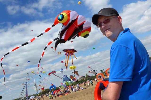 Ian Venman (from Fleet) flies a Trilobite kite 
Picture: Mick Young
 (161077-07)