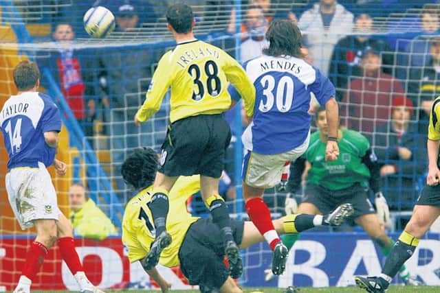 Pedro Mendes scores his winner against Manchester City in 2006