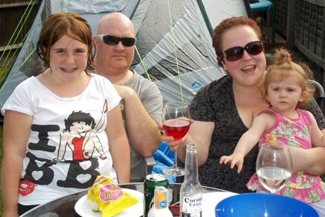 The late Lindsey Gates with her husband Jason and children Brooke  and Charley