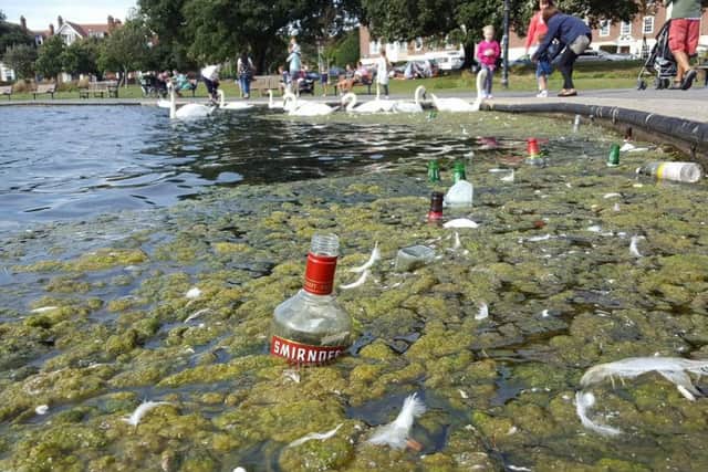 Litter in Canoe Lake Picture: Wayne Roycroft