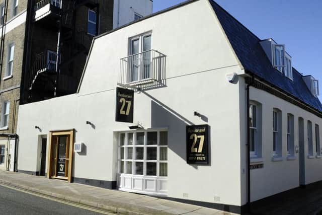 Restaurant 27
