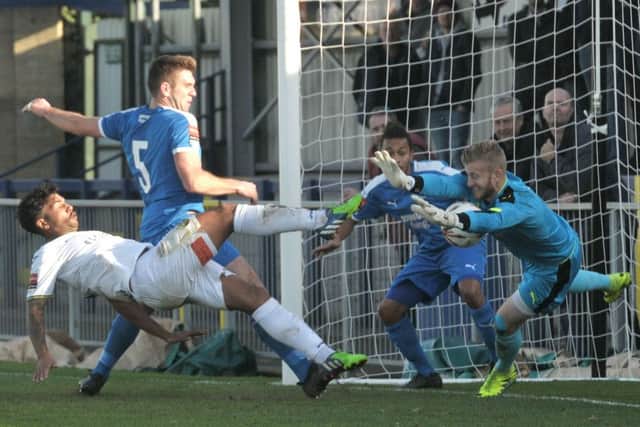 Theo Lewis comes close to scoring. Picture: Mick Young (161177-02)