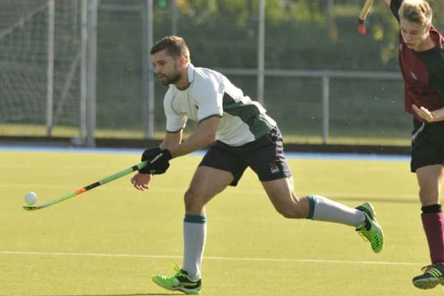James Lester in action against Oxford Hawks. Picture: Mick Young (161175-06)