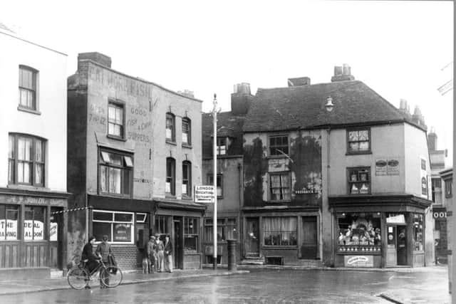 BONFIRE CORNER A pre-Second World War picture of old Portsea, just the other side of the dockyard wall