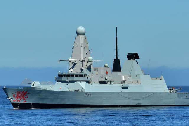 HMS Dragon gv PPP-161116-115722001