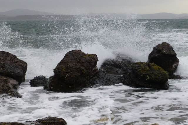 The Met Office has issued a yellow warning of wind for the Portsmouth area NNL-160802-120227001