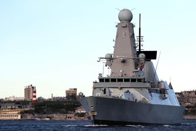 HMS Duncan leaves Plymouth. Picture L(Phot) Ken Gaunt