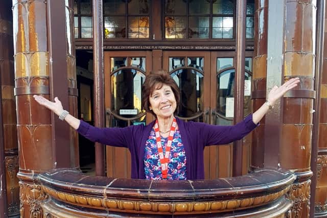 Sandra Smith at the Kings Theatre
