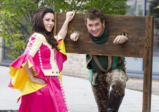 Shane Richie and Jessie Wallace as Robin Hood and Maid Marion star in the Mayflower's panto, Robin Hood.
Photo by Robin Jones/Digital South.