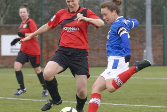 Gemma Hillier on the attack for Pompey Ladies against Basingstoke. Picture: Neil Marshall (170096-23)
