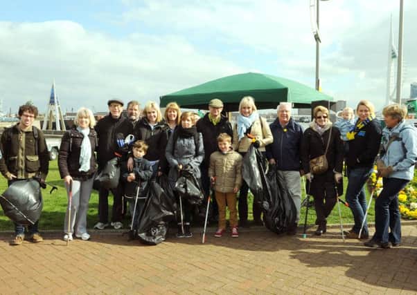 The Gosport Litteraction group on a clean-up in March 2015