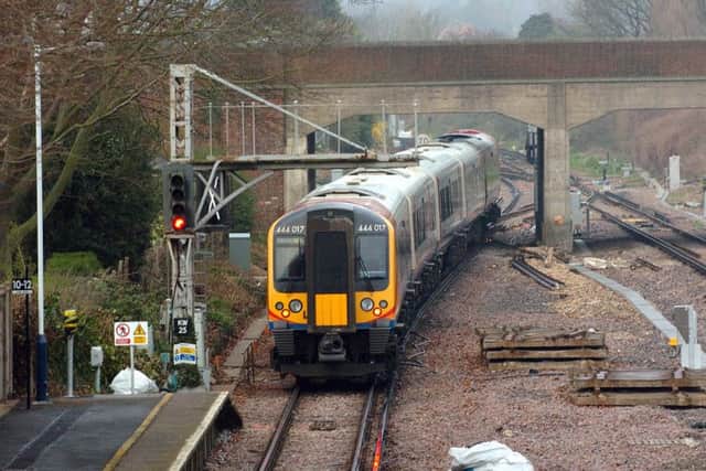 South West Trains are reporting signalling problems.