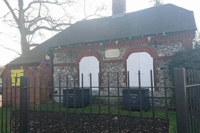 Window shutters on the arts hub have been repainted    PHOTO: Dee Matsuda s6lLeMyJQa9bas14D6QT