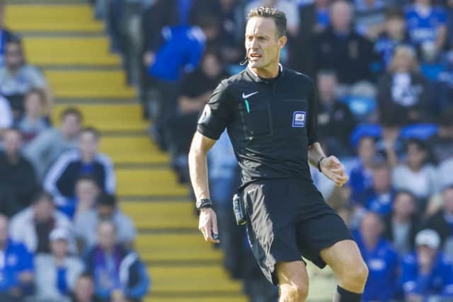 Referee Darren Deadman Picture: Barry Zee