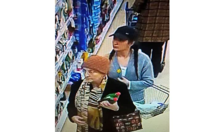 The two women Hampshire police want to speak to after purse was stolen in Tesco in Petersfield