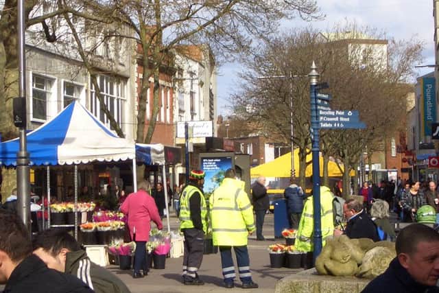 Commercial Road