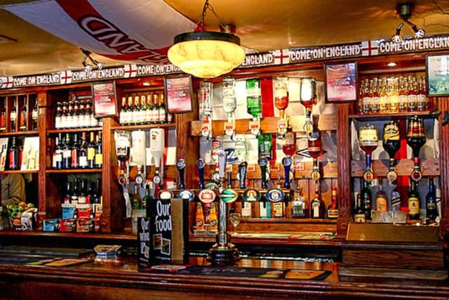 Now legally permitted to enjoy a swift half or three, it would've been rude to frequent just one Portsmouth pub... (WikiMedia: Labelled)