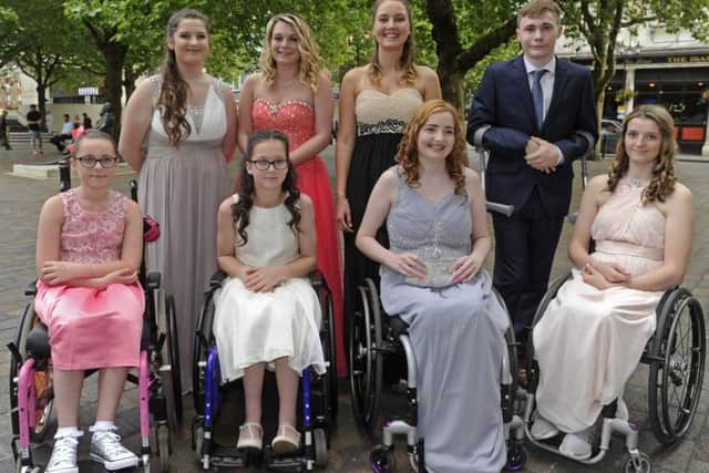 02/06/17 TC
Guests enjoy the atmosphere at the special prom held at The Guildhall in Portsmouth which has been organised by teenager Lewis Hine. This group of friends from Portsmouth dressed up for the occasion.
Picture Ian Hargreaves (170626-1) PPP-170206-215908006