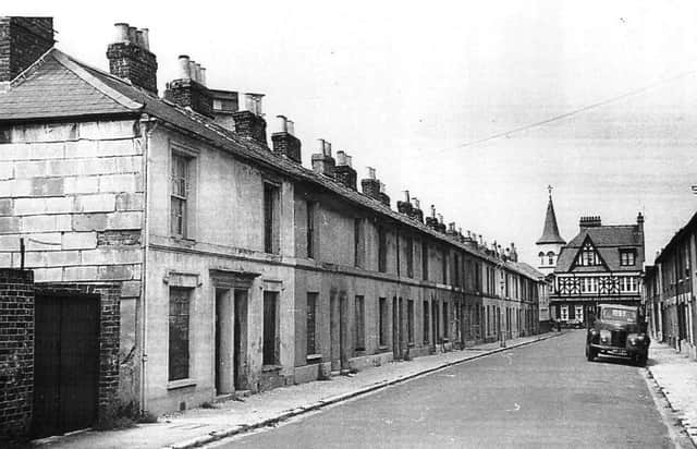 Henrietta Street with The Mystery pub at the end in June 1964. Inset is the original picture of the backs of some of these homes, complete with tin baths.
