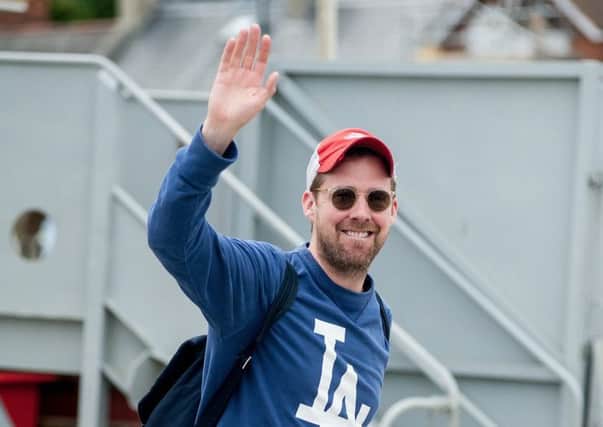 Kaiser Chiefs frontman Ricky Wilson arriving in Southsea. Picture: Hovertravel/Twitter
