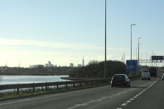13/1/2016
The M275 on the way in to Portsmouth City Centre.
Picture Cesar Moreno Huerta (160088-9163) PPP-160113-143952001