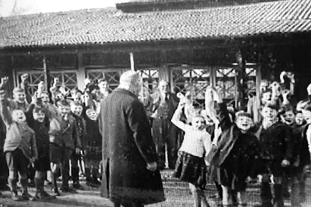 A picture believed to show the Lord Mayor of Portsmouth, Denis Daly, visiting Marchants Hill, 1940