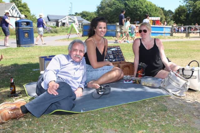Howard and Kate Williams with Natalie ThomasPicture: Habibur Rahman (170804-96)